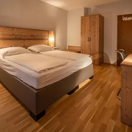 Otel Bierenbacher Hof Nuembrecht