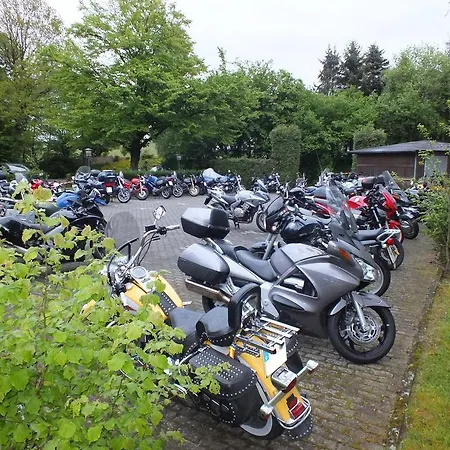 Bierenbacher Hof ニュームブレヒト