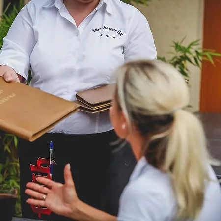 Otel Bierenbacher Hof Nuembrecht